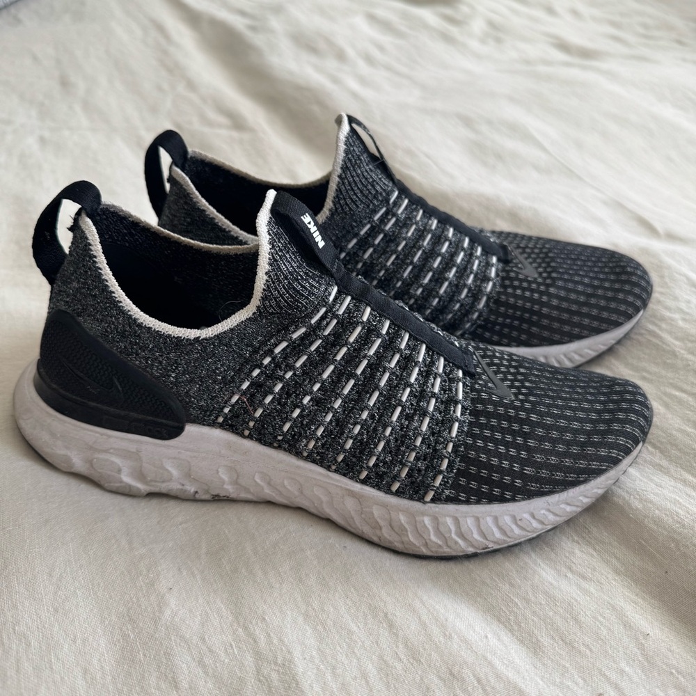 Nike React Phantom Run Flyknit 2